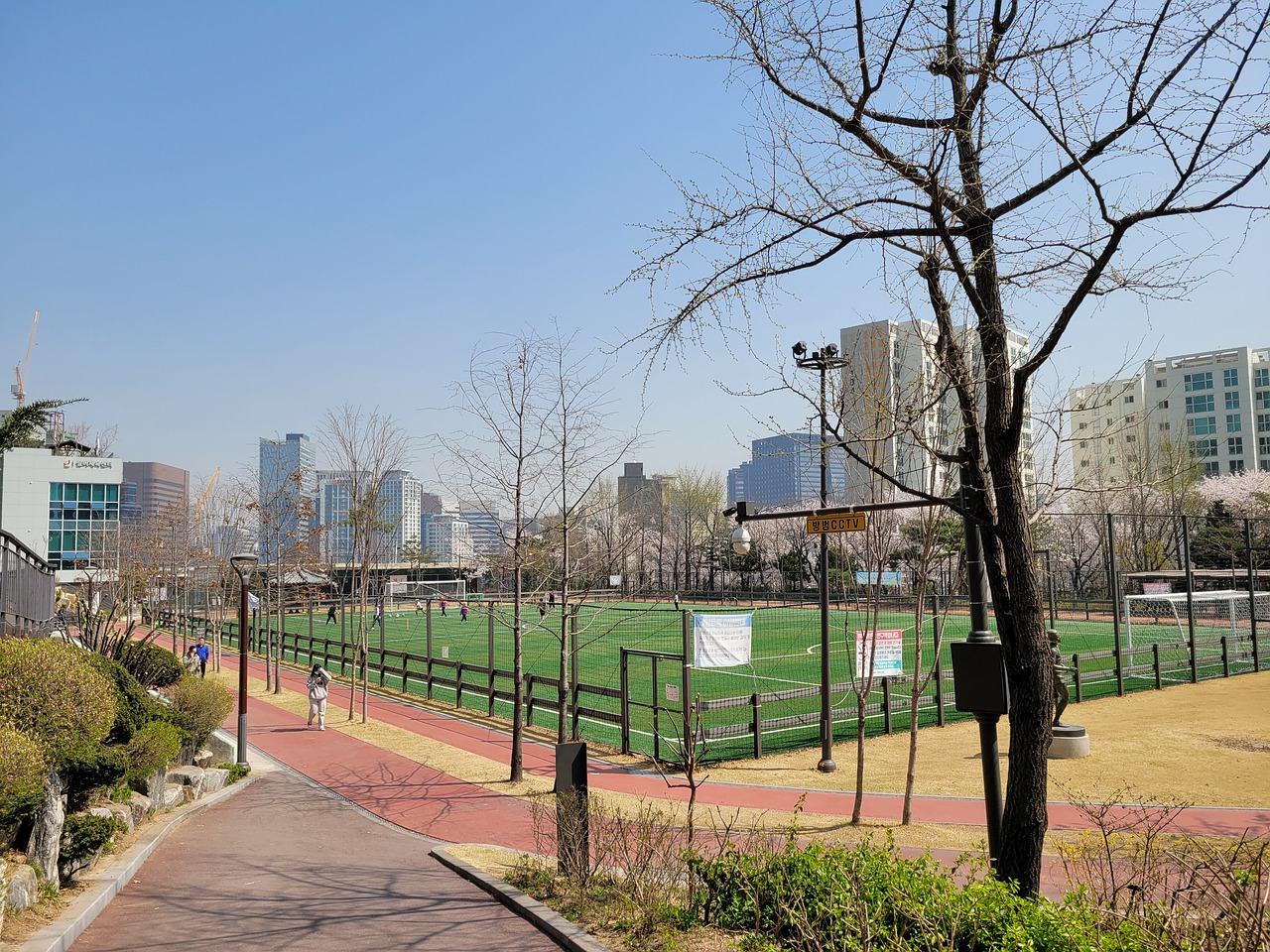 的视角和方 的视角和方